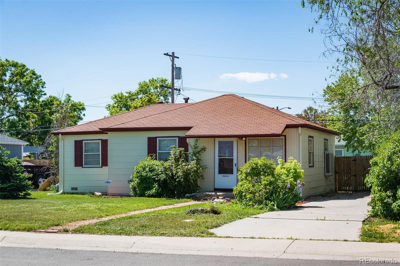 1900 Ruth Drive Thornton, CO 80229 - Photo 1 of 20 Gallery Image 1