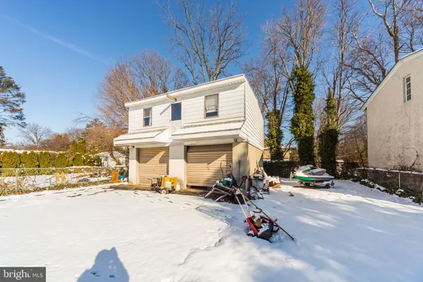 $175,000 | 33 South Woodlawn Avenue, Aldan, PA 19018