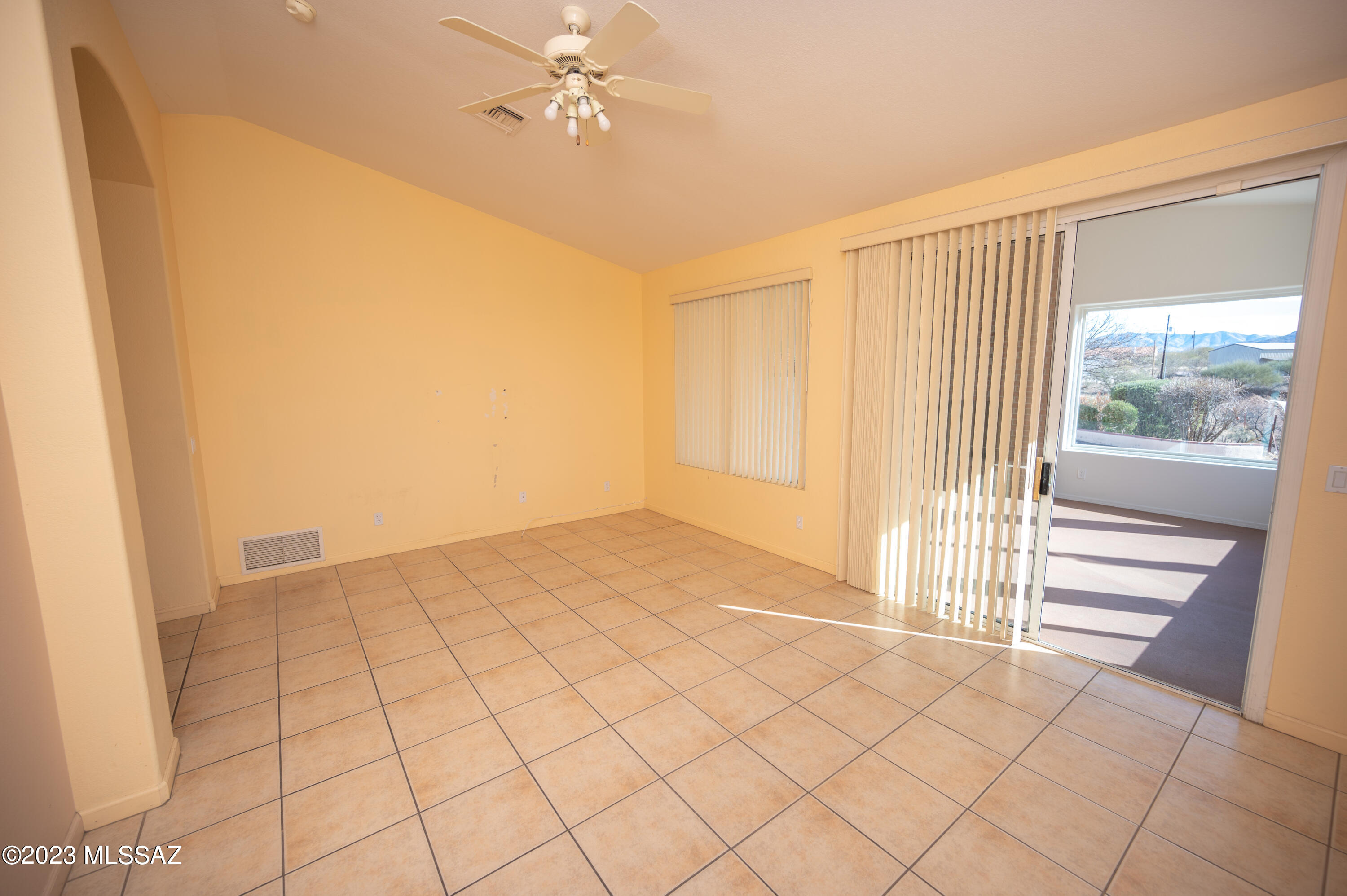 1881 Via Francia Rio Rico, AZ 85648 - Photo 6 of 38