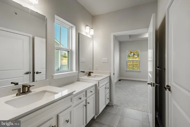 $599,000 | 1713 Hydrangea Way, Downingtown, PA 19335