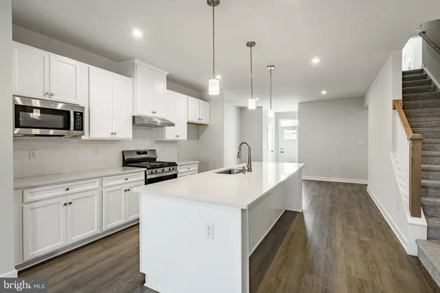 $599,000 | 1713 Hydrangea Way, Downingtown, PA 19335