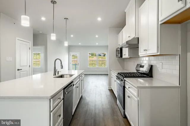 $599,000 | 1713 Hydrangea Way, Downingtown, PA 19335