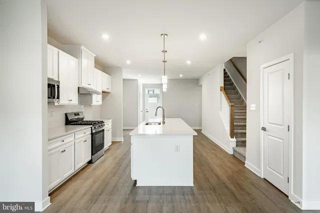 $599,000 | 1713 Hydrangea Way, Downingtown, PA 19335