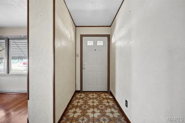 $84,000 | 2456 Wieck Drive, Jennings, MO 63136