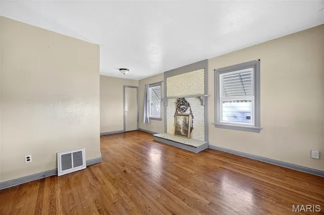 $84,000 | 2456 Wieck Drive, Jennings, MO 63136