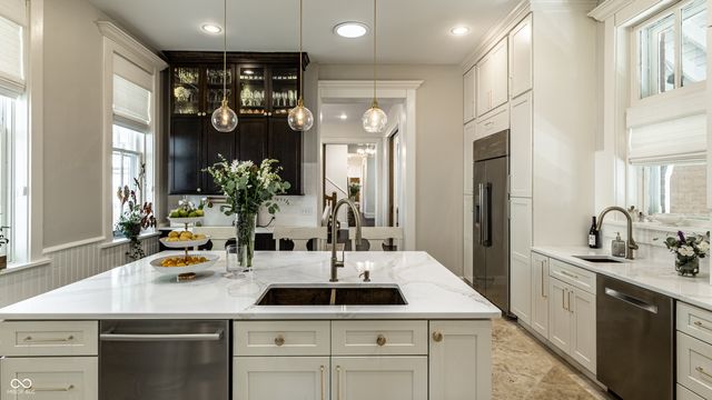 $3,500,000 | 1504 North Park Avenue, Indianapolis, IN 46202