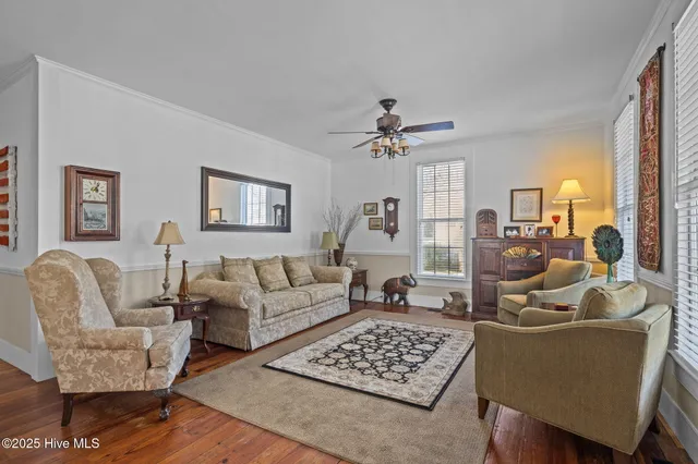 $999,900 | 412 Ann Street, Beaufort, NC 28516