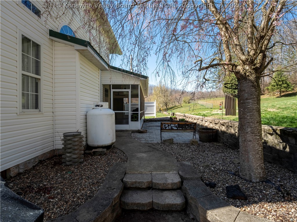 856 Hurricane Creek Road Hurricane, WV 25526 - Photo 41 of 48 Gallery Image 41
