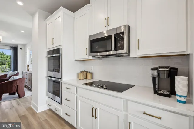 $709,990 | 13170 Arches Road, Herndon, VA 20170