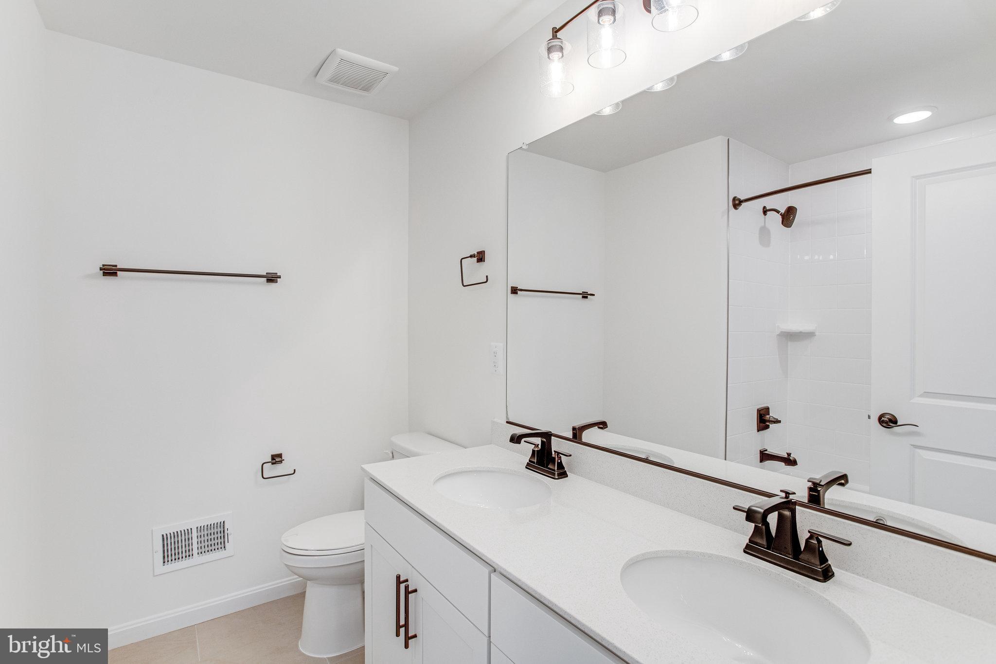 7110 Braxton Court Ruther Glen, VA 22546 - Photo 17 of 48