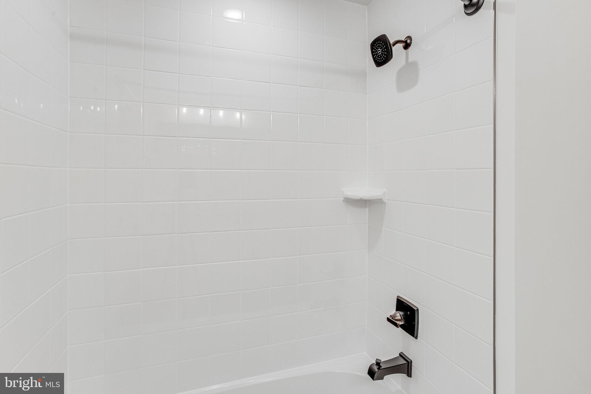 7110 Braxton Court Ruther Glen, VA 22546 - Photo 18 of 48