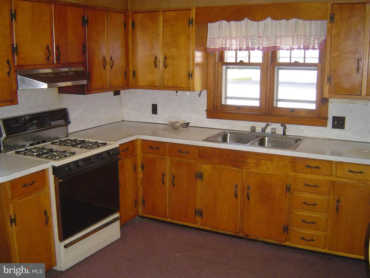 445 Hunterstown Road Gettysburg, PA 17325 - Photo 14 of 21