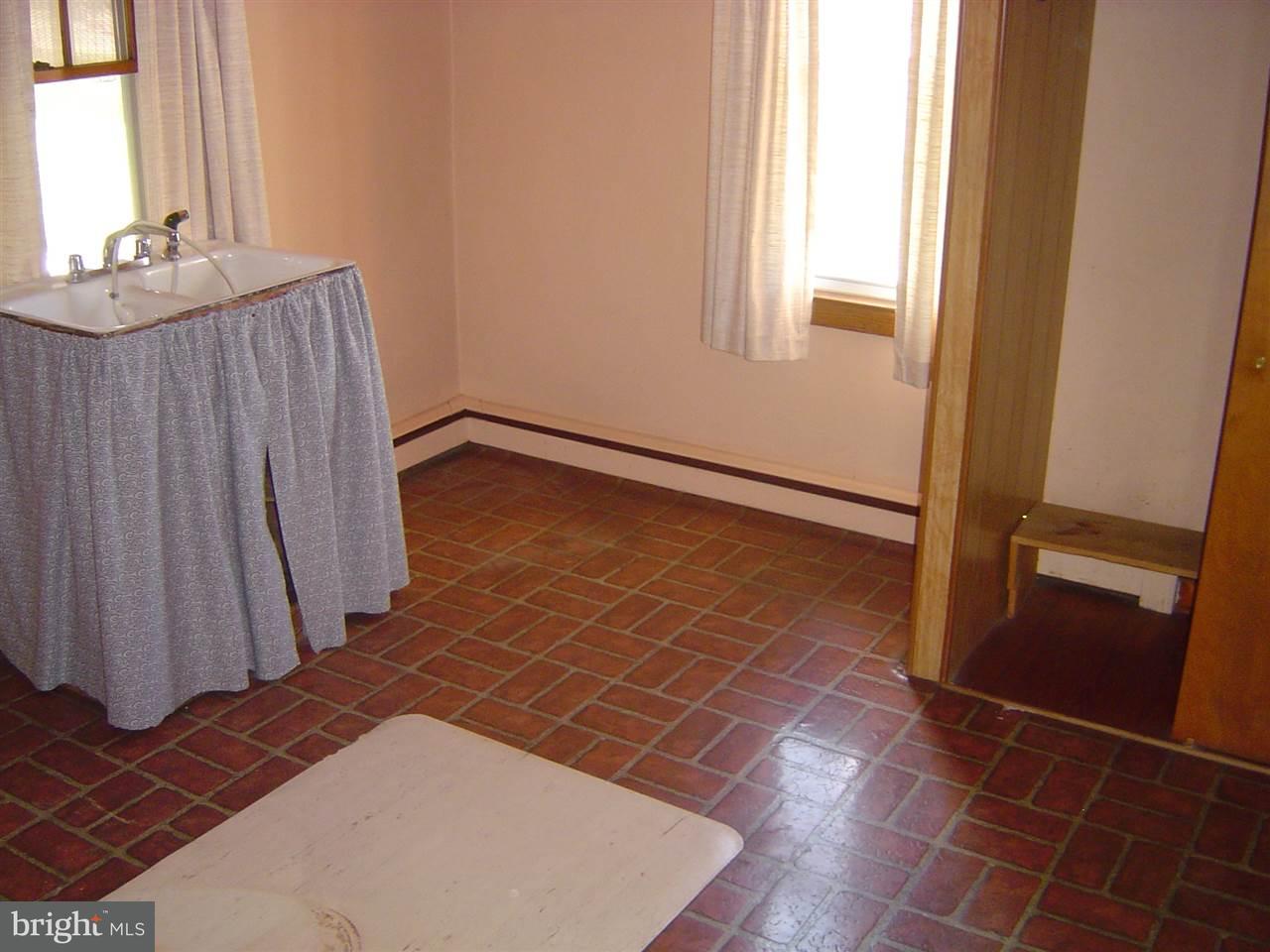 445 Hunterstown Road Gettysburg, PA 17325 - Photo 16 of 21