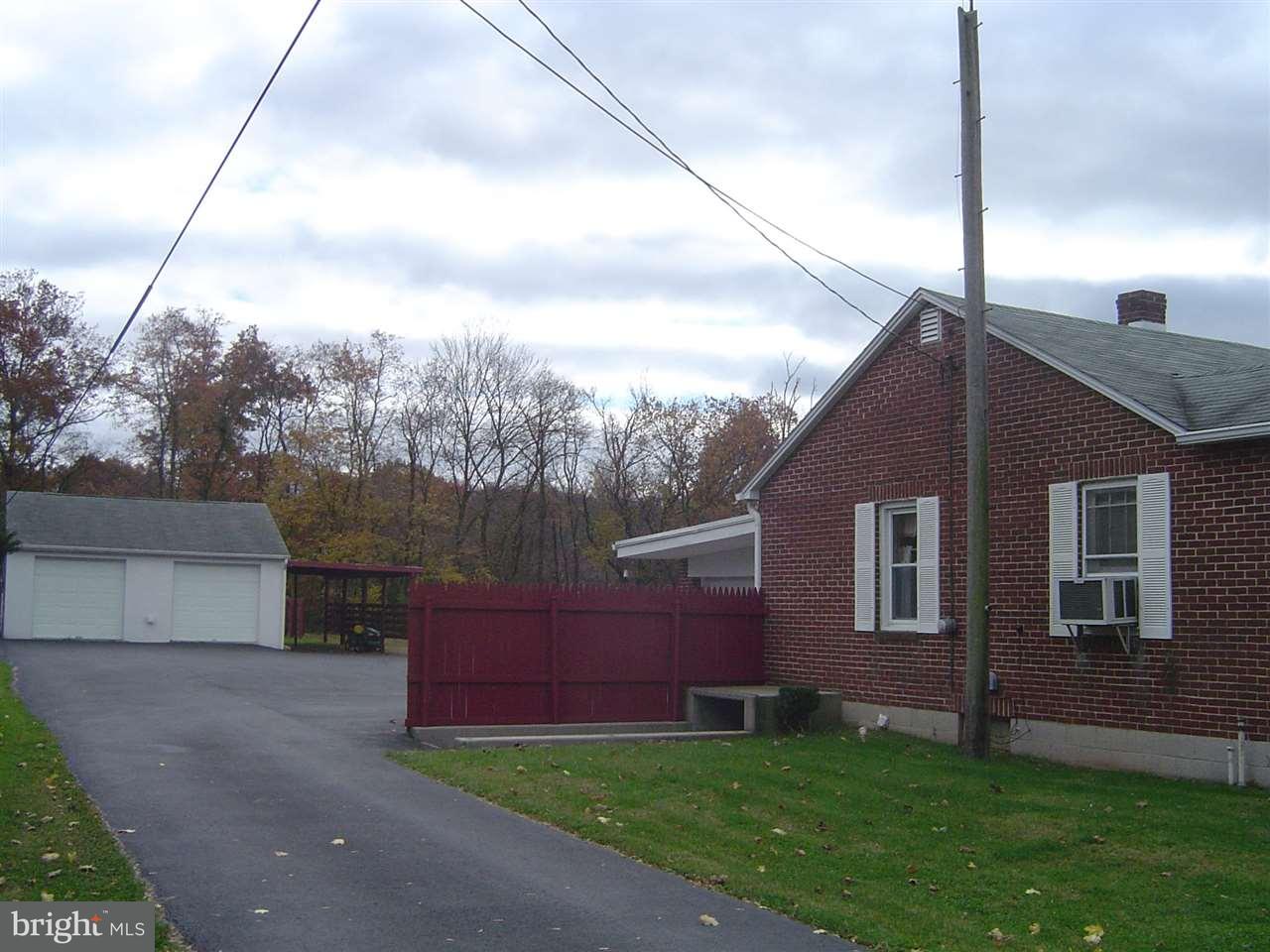 445 Hunterstown Road Gettysburg, PA 17325 - Photo 6 of 21
