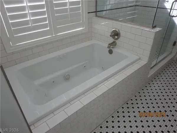 $3,900 | 499 Holly Hunt Street, Henderson, NV 89052