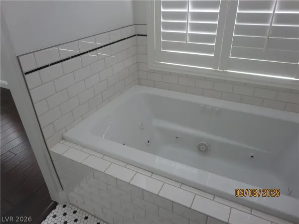 $3,900 | 499 Holly Hunt Street, Henderson, NV 89052