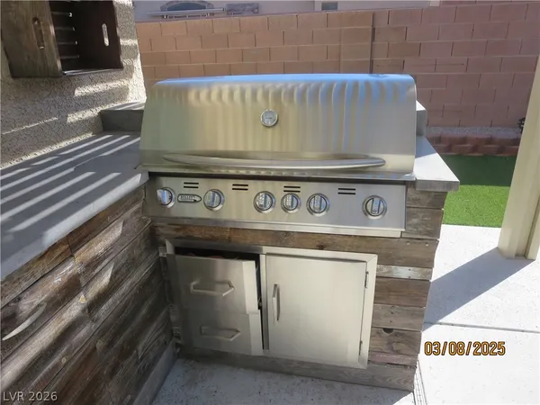 $3,900 | 499 Holly Hunt Street, Henderson, NV 89052