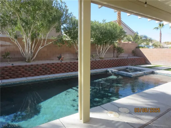 $3,900 | 499 Holly Hunt Street, Henderson, NV 89052