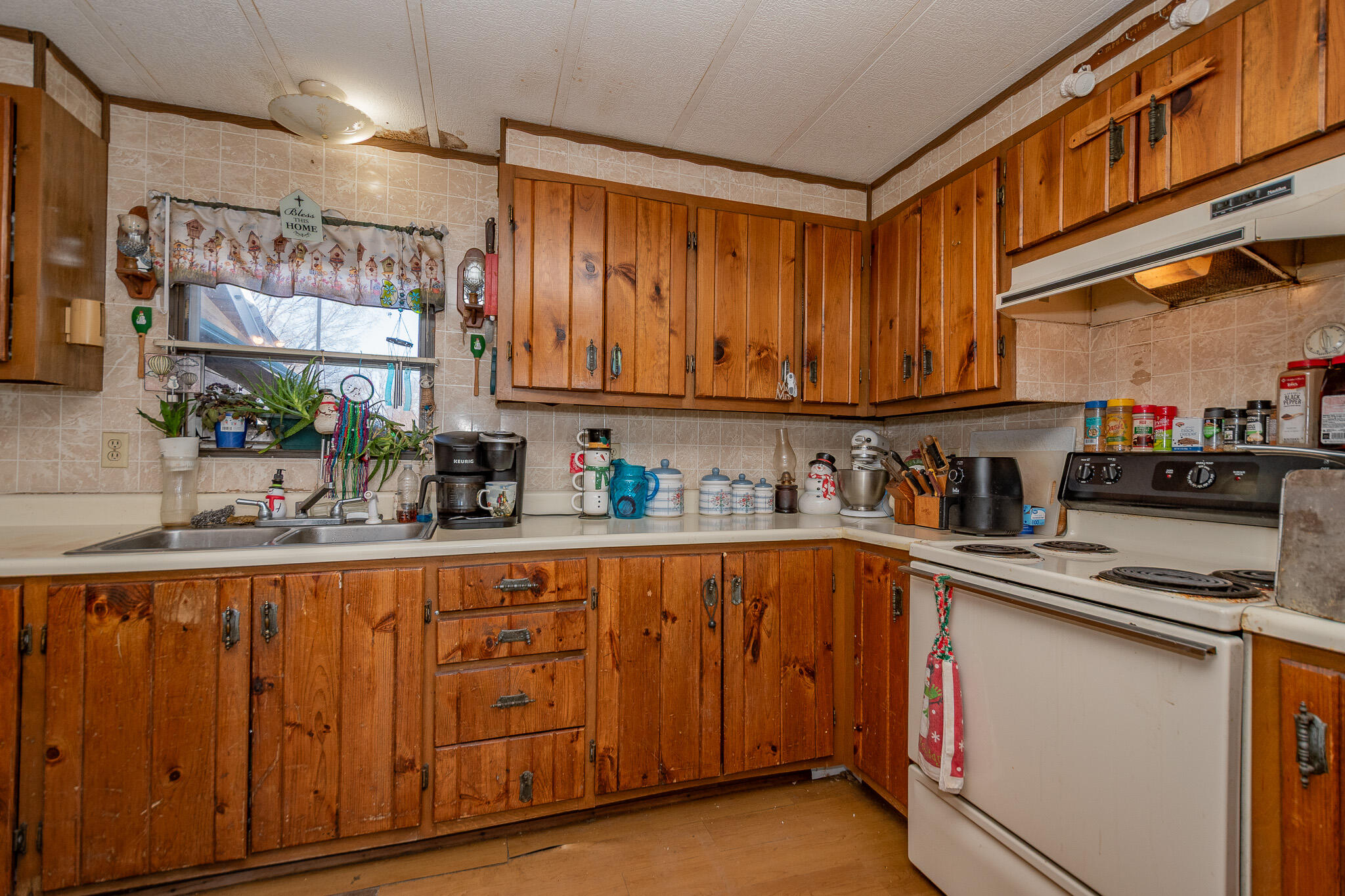 3 Clinton Street Milo, ME 04463 - Photo 5 of 26