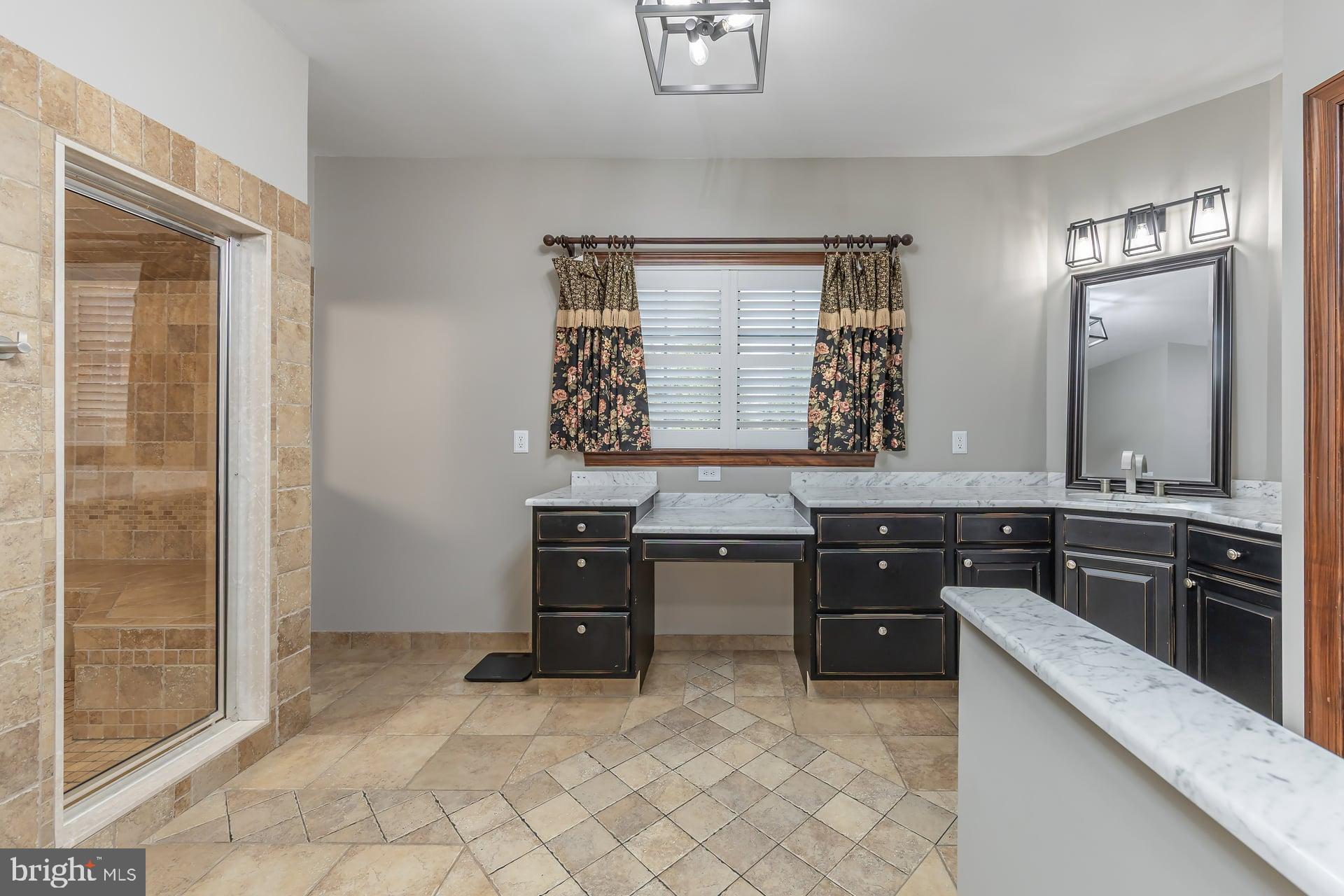 261 Back Creek Road Swedesboro, NJ 08085 - Photo 16 of 24 Bathroom-Main Level Primary Bedroom