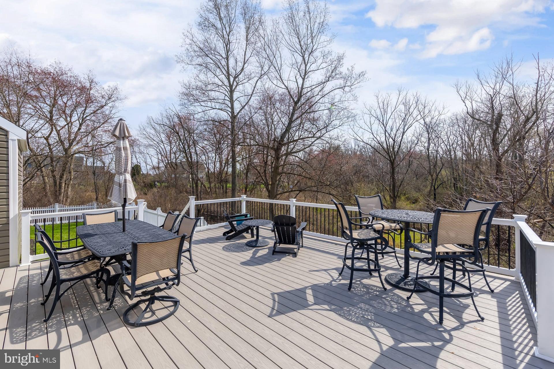 261 Back Creek Road Swedesboro, NJ 08085 - Photo 5 of 24 Deck