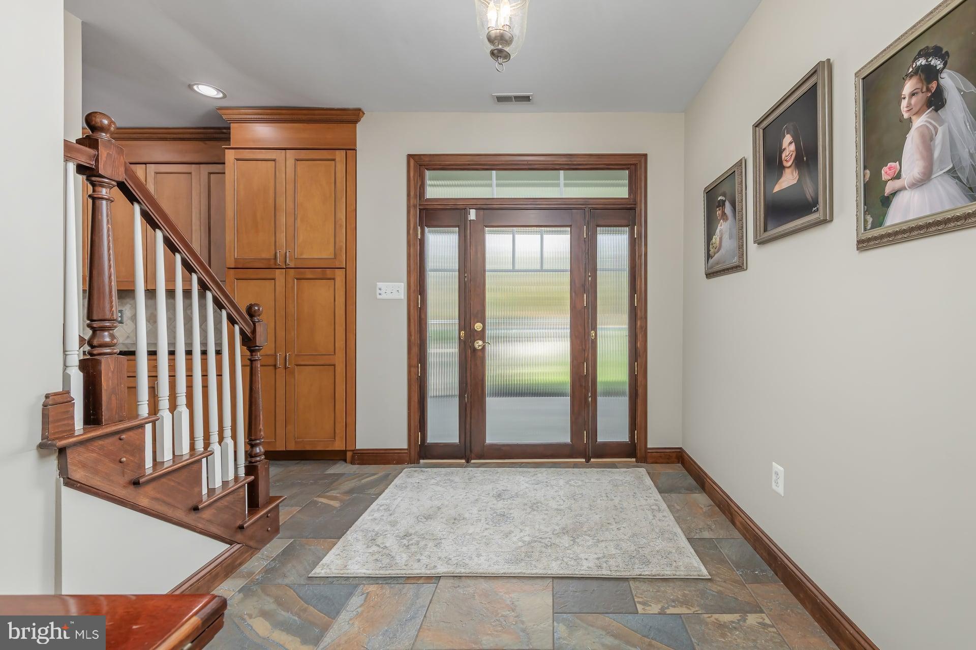 261 Back Creek Road Swedesboro, NJ 08085 - Photo 6 of 24 Foyer