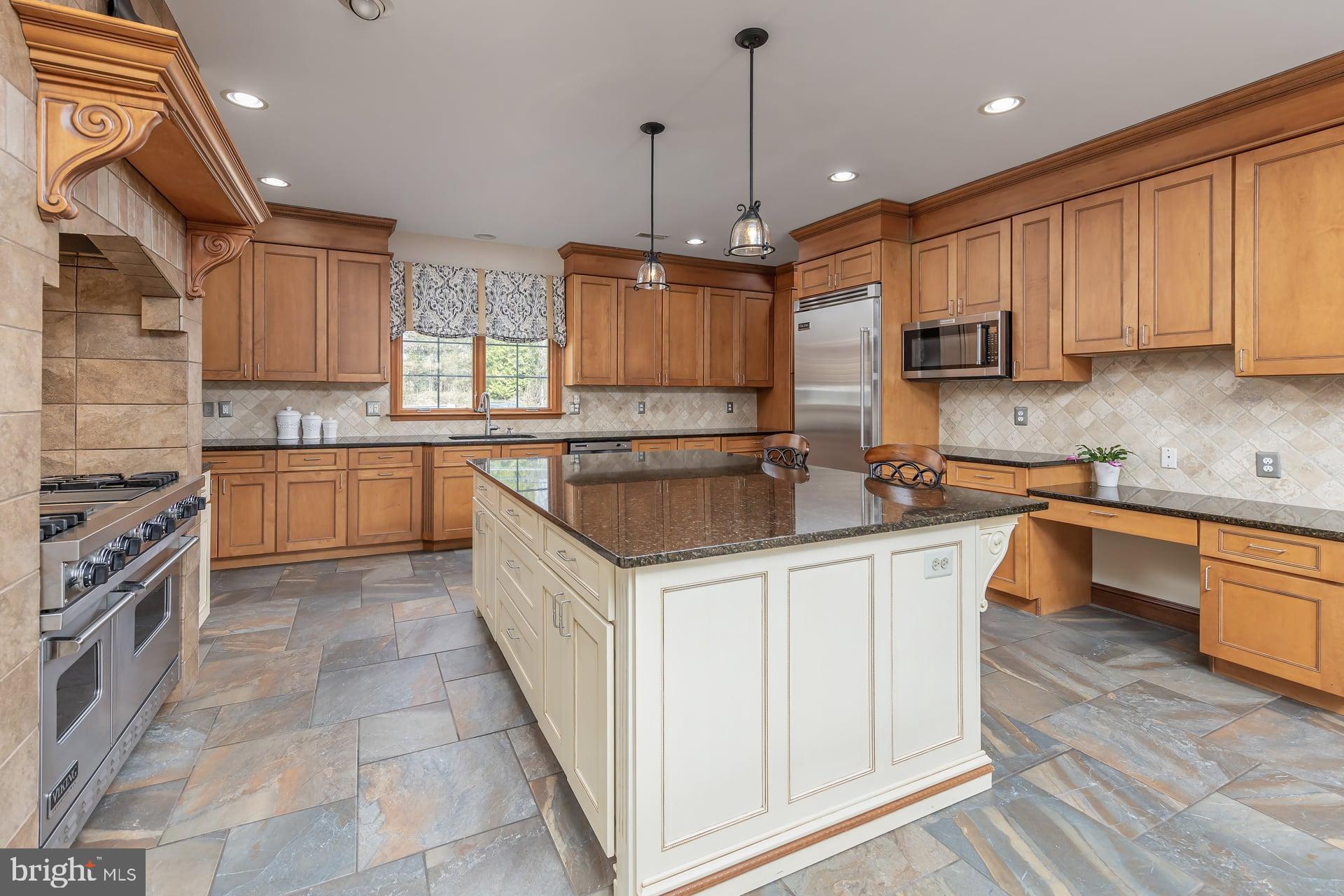 261 Back Creek Road Swedesboro, NJ 08085 - Photo 9 of 24 Kitchen