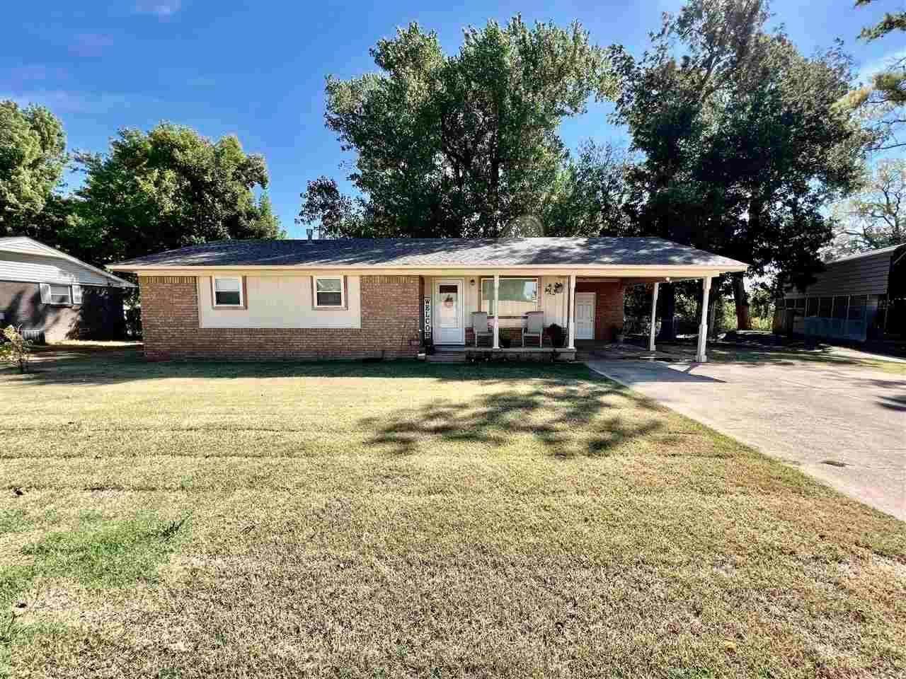 1606 North 12th Street Perry, OK 73077 - Photo 1 of 23 Gallery Image 1
