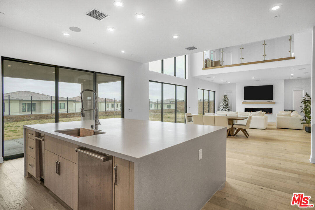 20150 Galway Lane Porter Ranch, CA 91326 - Photo 14 of 34