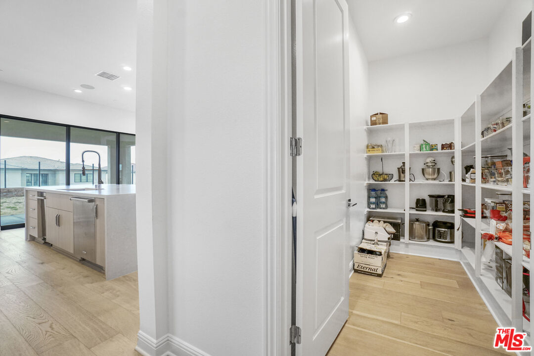 20150 Galway Lane Porter Ranch, CA 91326 - Photo 18 of 34