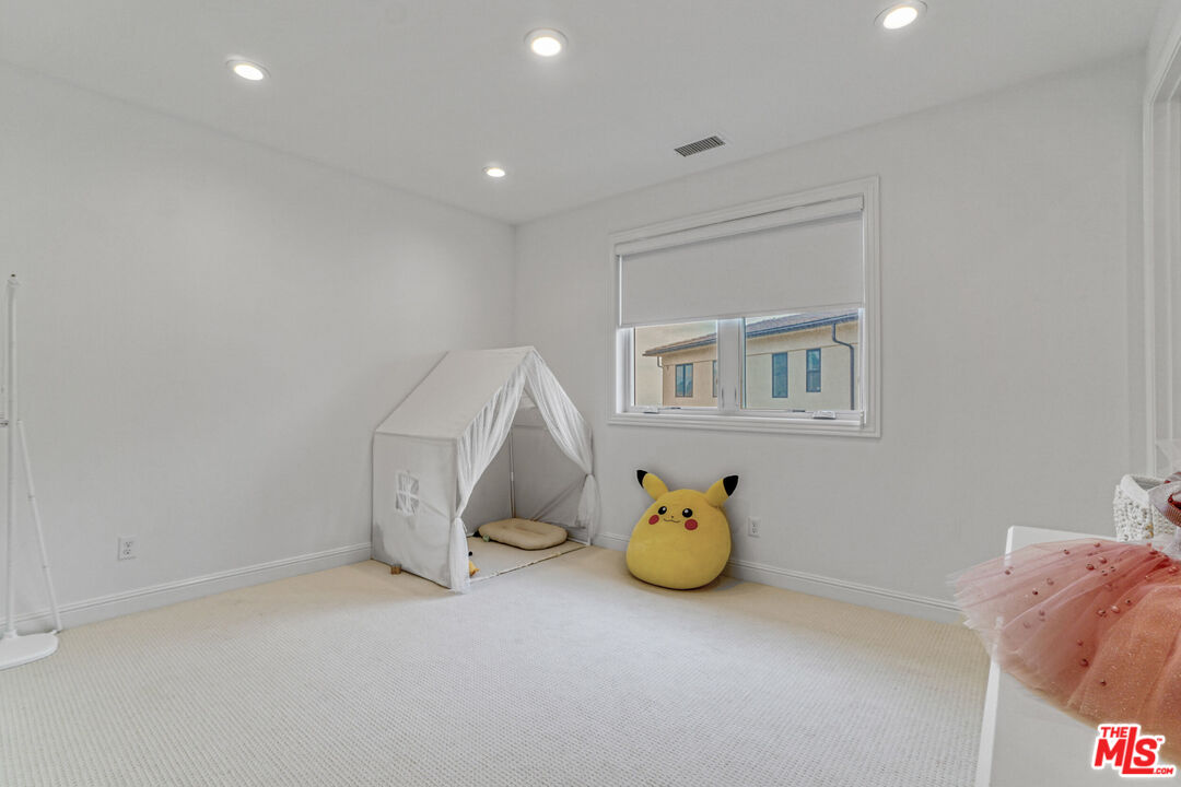 20150 Galway Lane Porter Ranch, CA 91326 - Photo 27 of 34