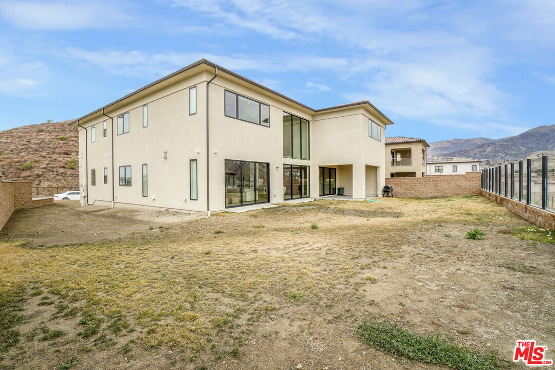 20150 Galway Lane Porter Ranch, CA 91326 - Photo 33 of 34