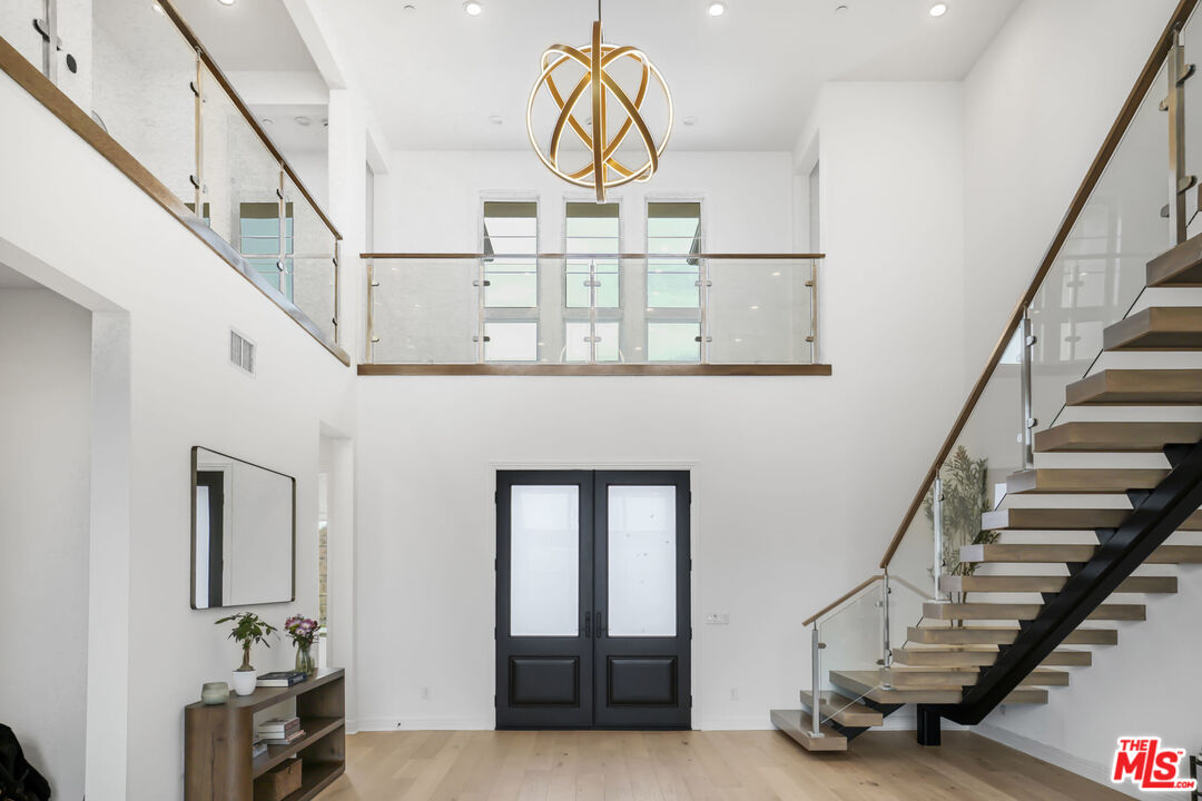 20150 Galway Lane Porter Ranch, CA 91326 - Photo 5 of 34