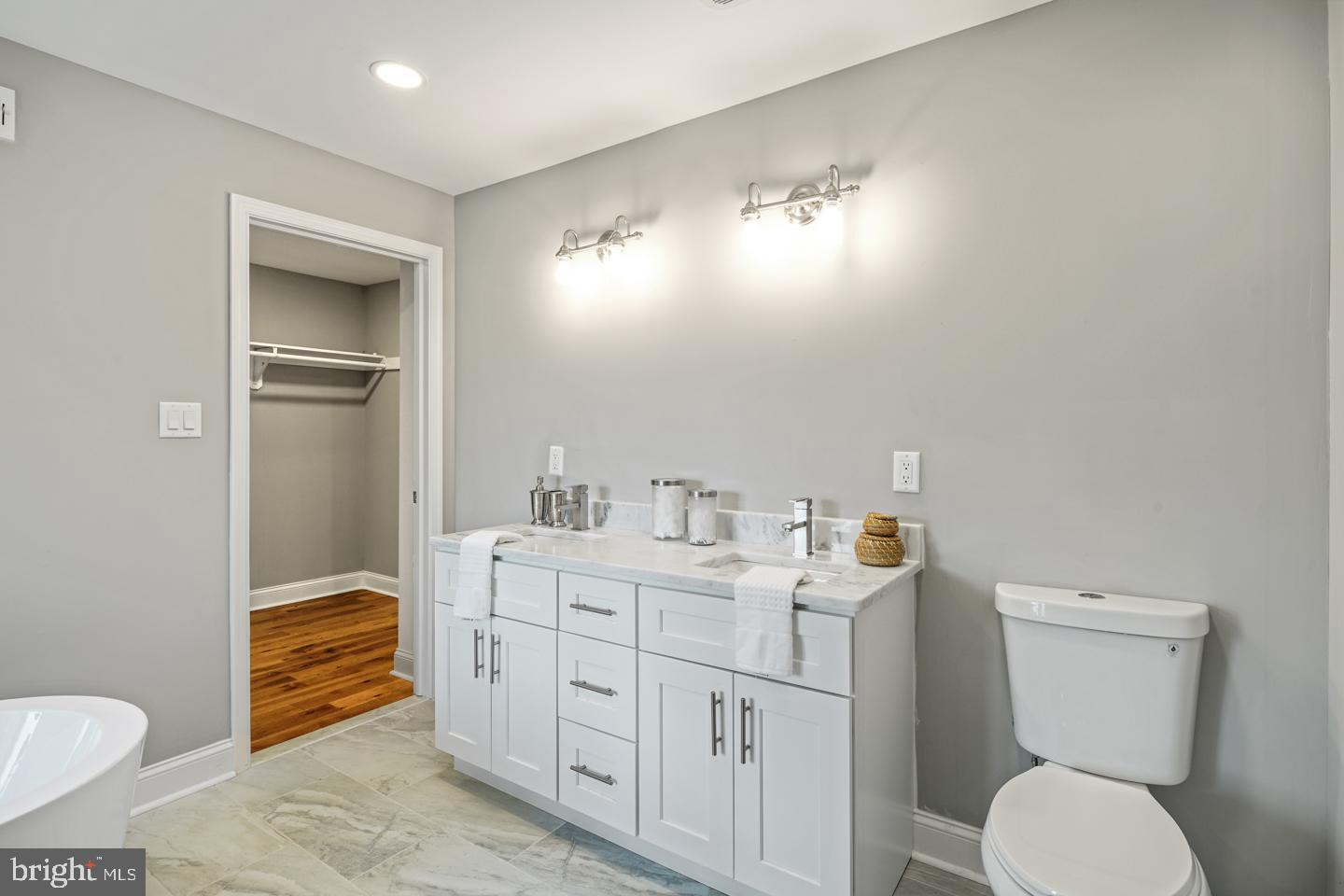 229 Rochelle Avenue Philadelphia, PA 19128 - Photo 17 of 29 Gallery Image 17