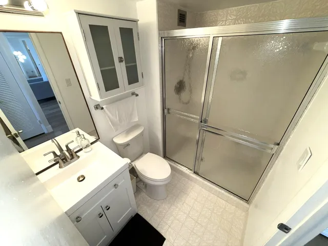 $4,000 | 2860 South Ocean Boulevard, Unit 415, Palm Beach, FL 33480