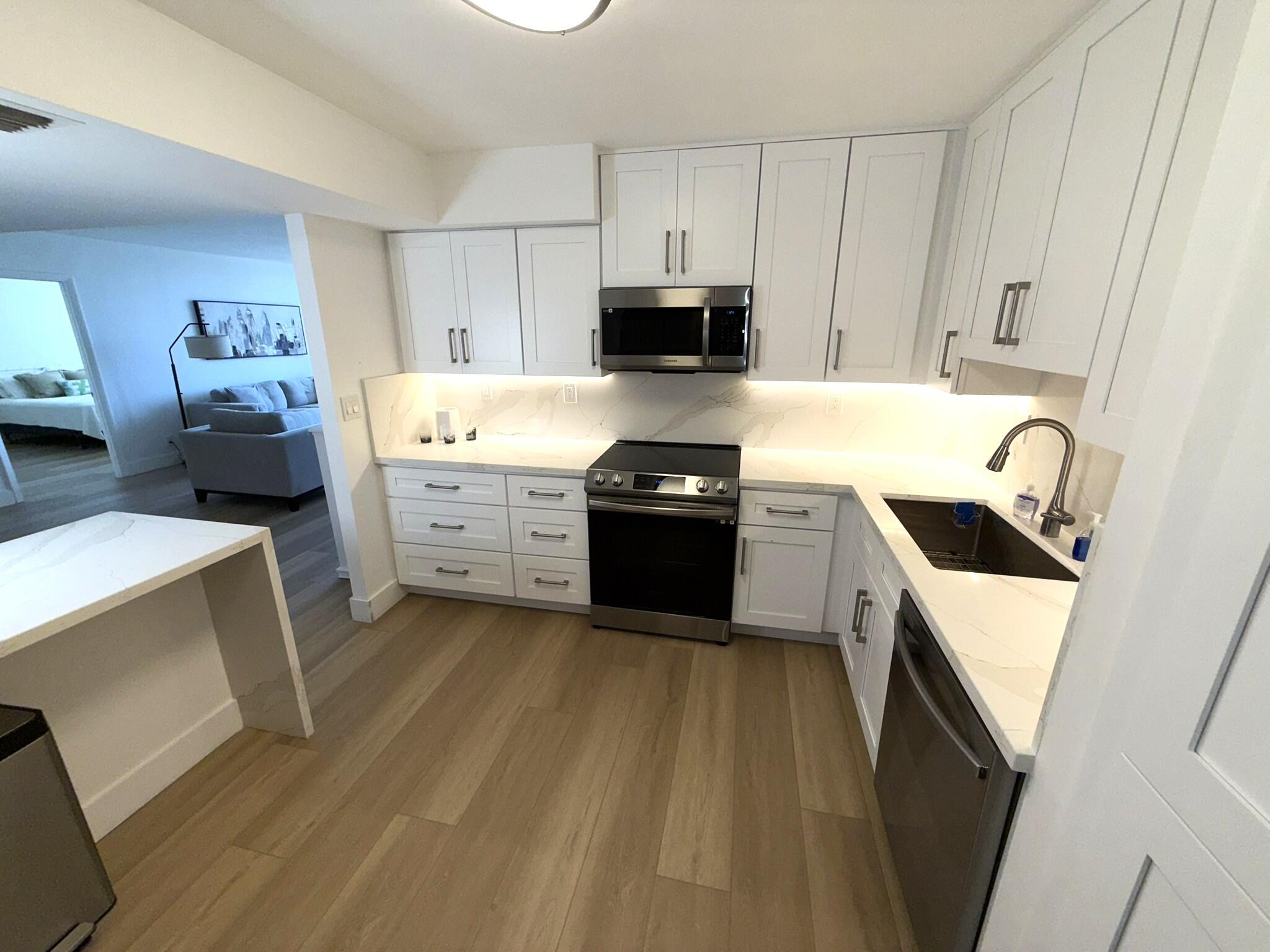 2860 South Ocean Boulevard, Unit 415 Palm Beach, FL 33480 - Photo 2 of 25 12