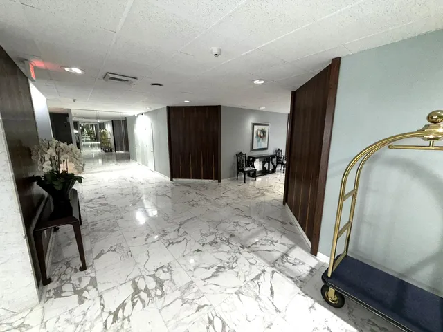 $4,000 | 2860 South Ocean Boulevard, Unit 415, Palm Beach, FL 33480