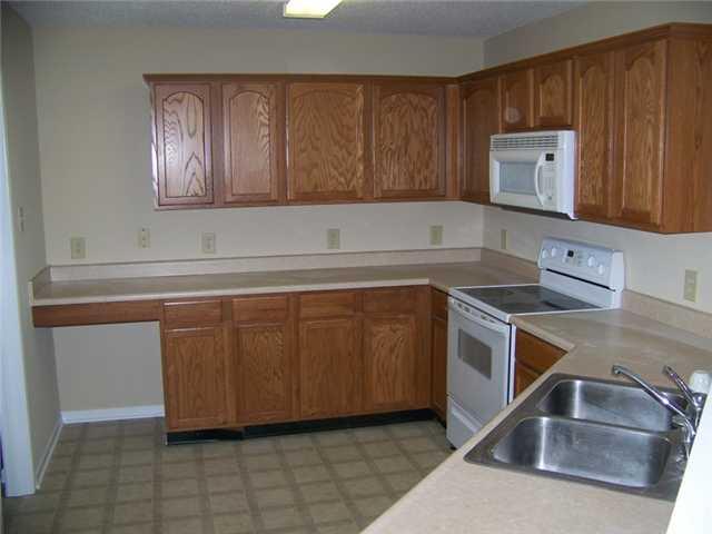 6440 Eastern Range Road Indianapolis, IN 46234 - Photo 9 of 15