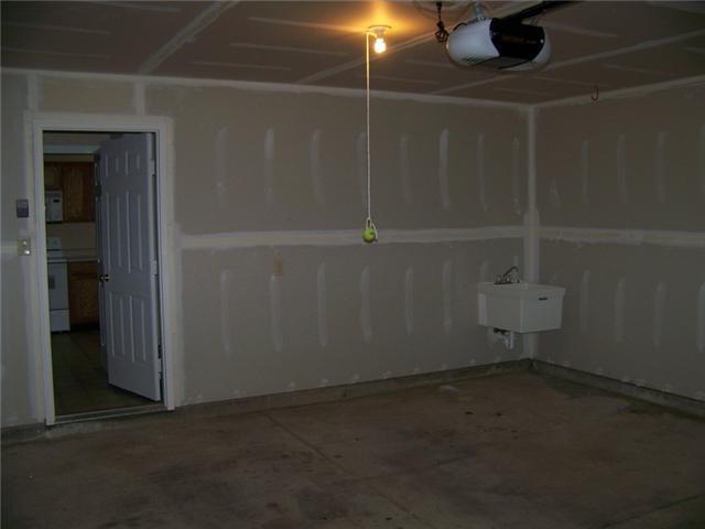 6440 Eastern Range Road Indianapolis, IN 46234 - Photo 10 of 15