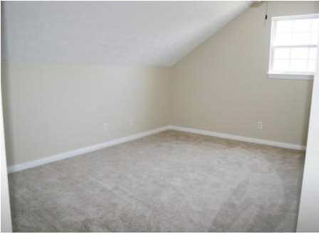 9736 Clippinger Road Evansville, IN 47725 - Photo 13 of 18 Gallery Image 13