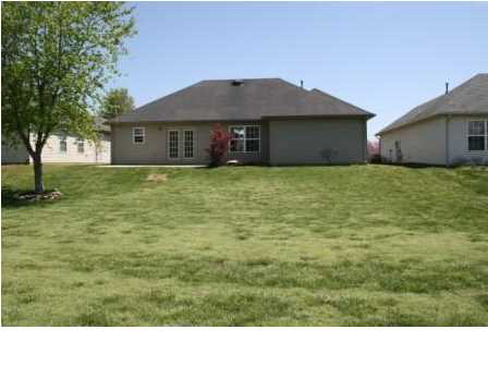 9736 Clippinger Road Evansville, IN 47725 - Photo 14 of 18 Gallery Image 14