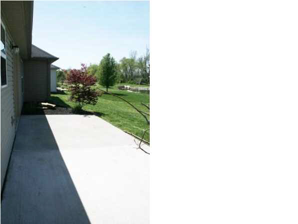 9736 Clippinger Road Evansville, IN 47725 - Photo 15 of 18 Gallery Image 15