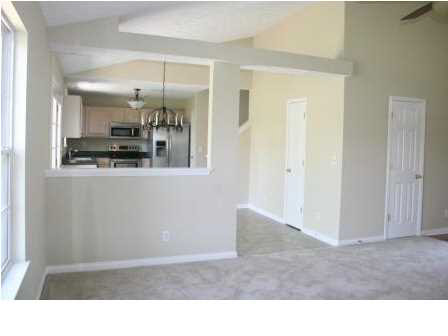 9736 Clippinger Road Evansville, IN 47725 - Photo 6 of 18 Gallery Image 6
