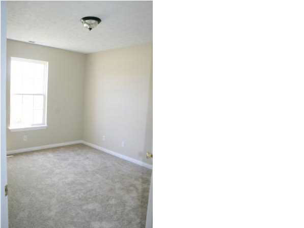 9736 Clippinger Road Evansville, IN 47725 - Photo 9 of 18 Gallery Image 9