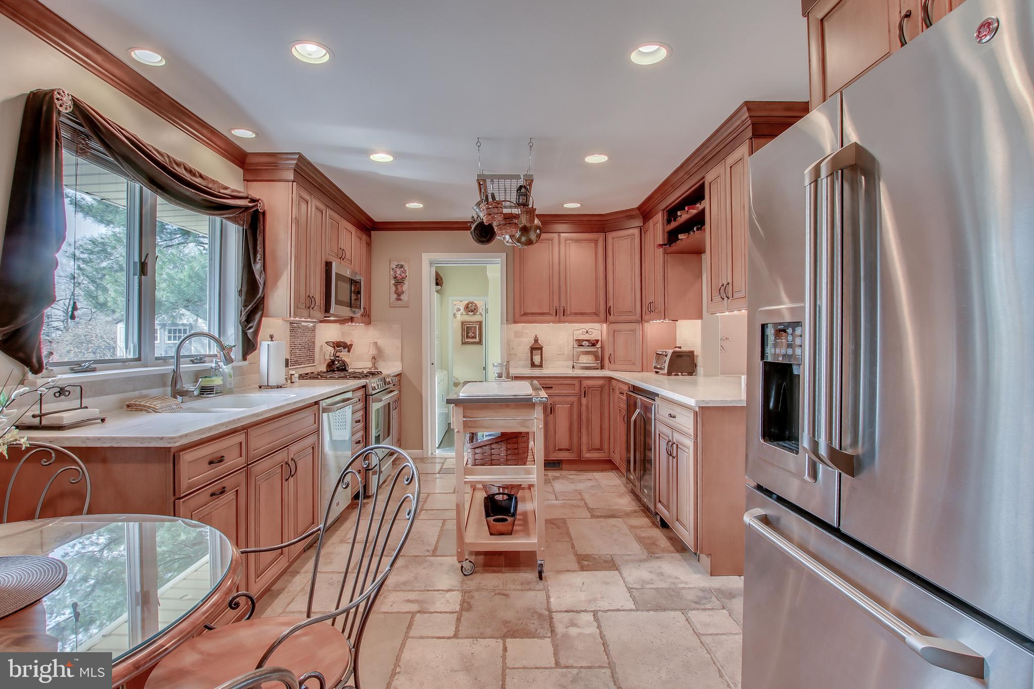 909 Lanyard Road Yardley, PA 19067 - Photo 17 of 50 Kitchen