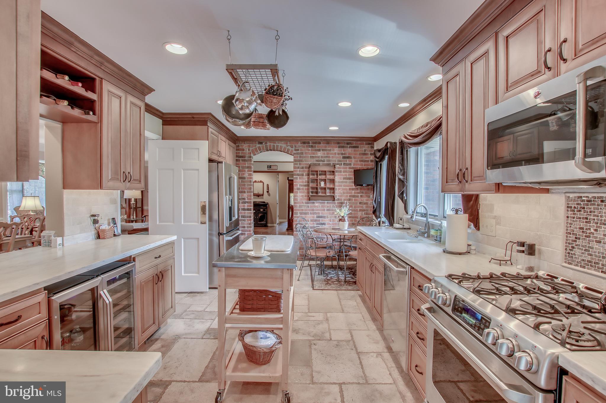 909 Lanyard Road Yardley, PA 19067 - Photo 23 of 50 Kitchen