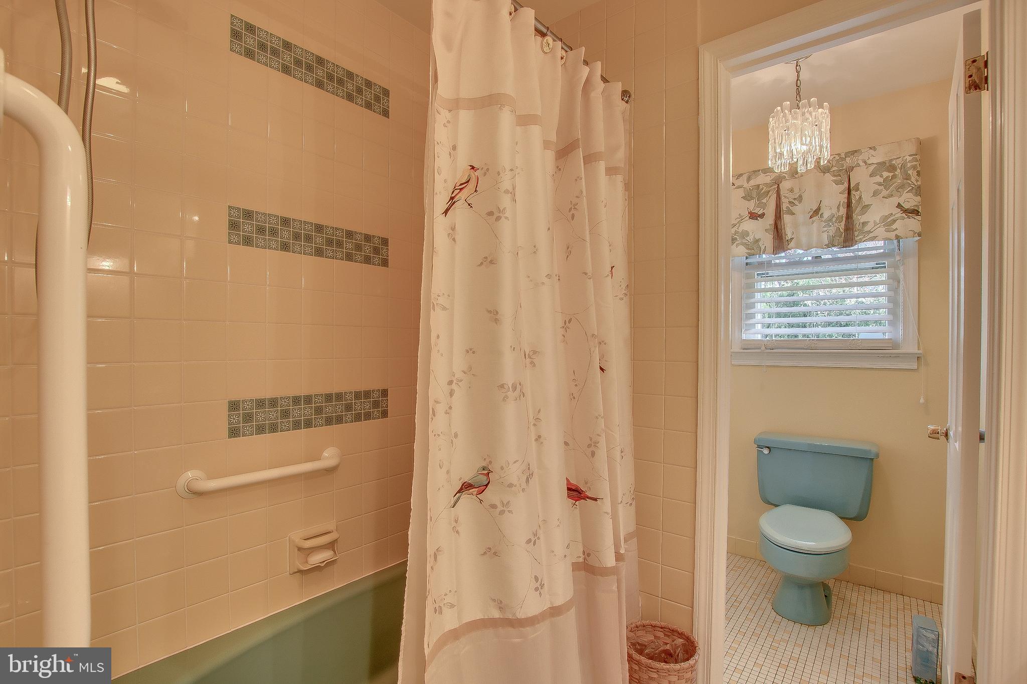 909 Lanyard Road Yardley, PA 19067 - Photo 28 of 50 Full bath First floor