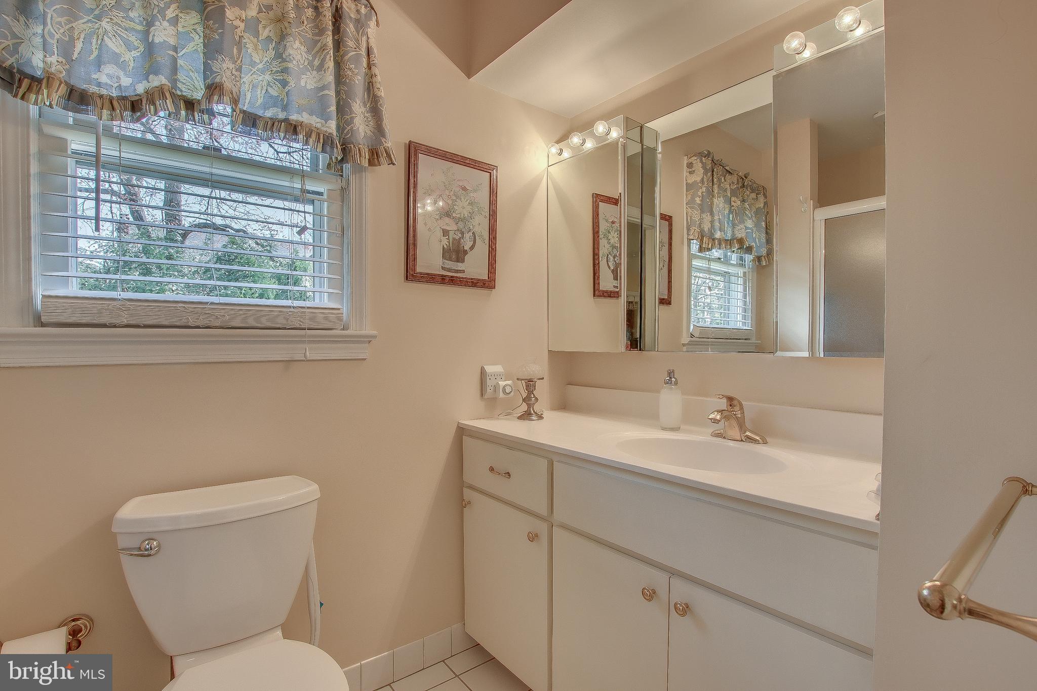 909 Lanyard Road Yardley, PA 19067 - Photo 33 of 50 Master Bathroom