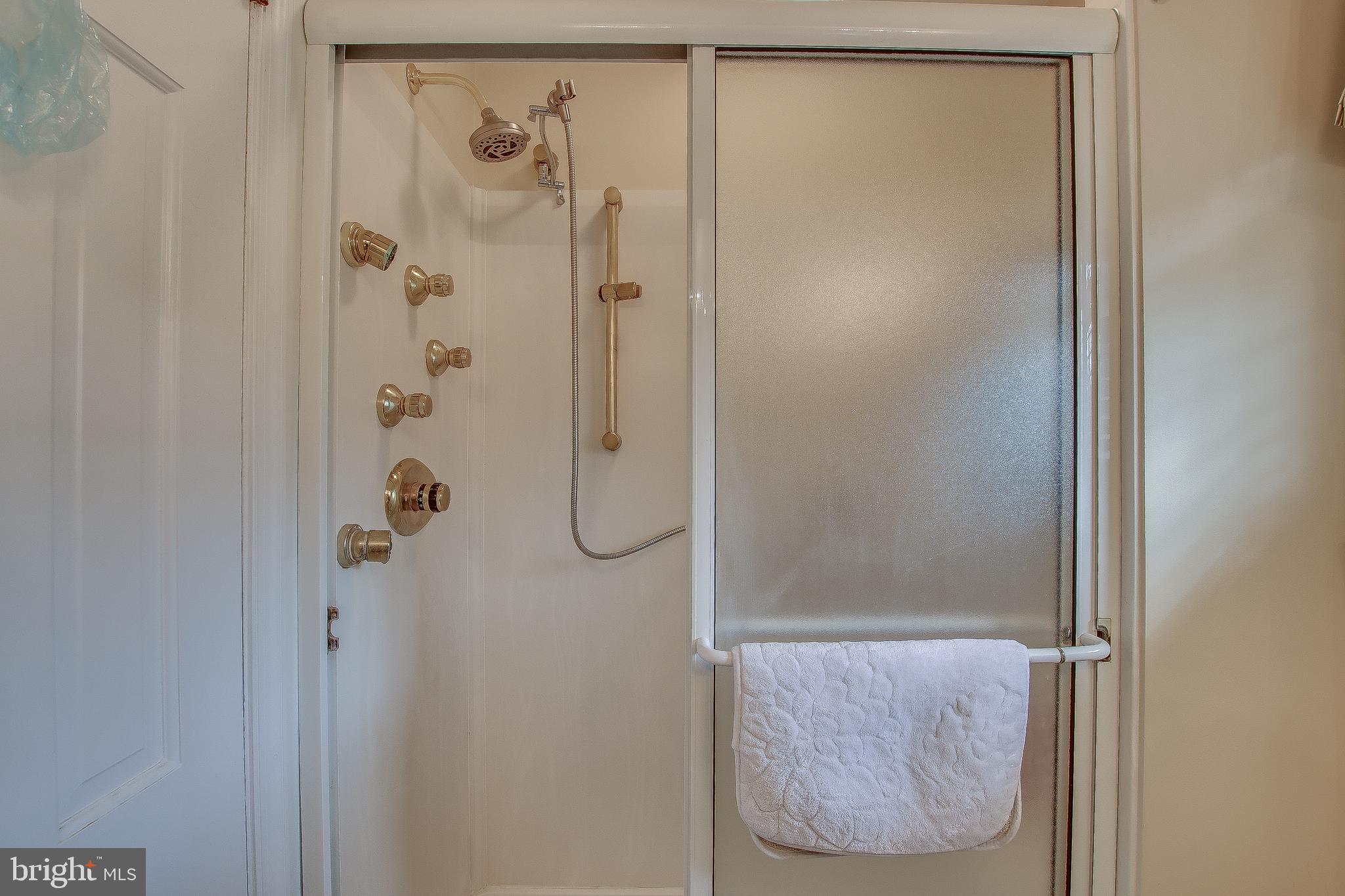 909 Lanyard Road Yardley, PA 19067 - Photo 34 of 50 Master Bathroom