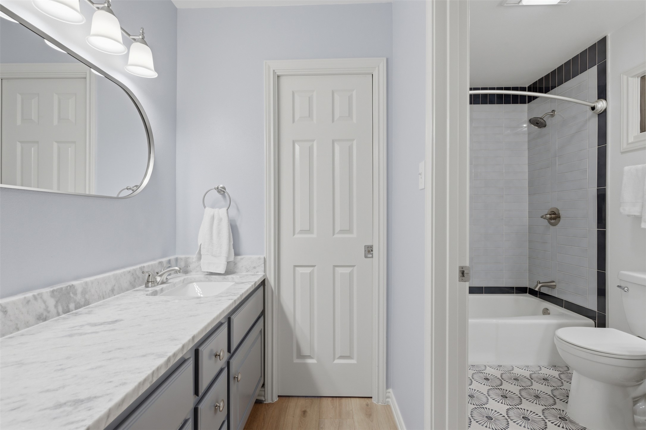1504 Twilight Ridge Drive Austin, TX 78746 - Photo 22 of 30 Handsome baths finishes down.